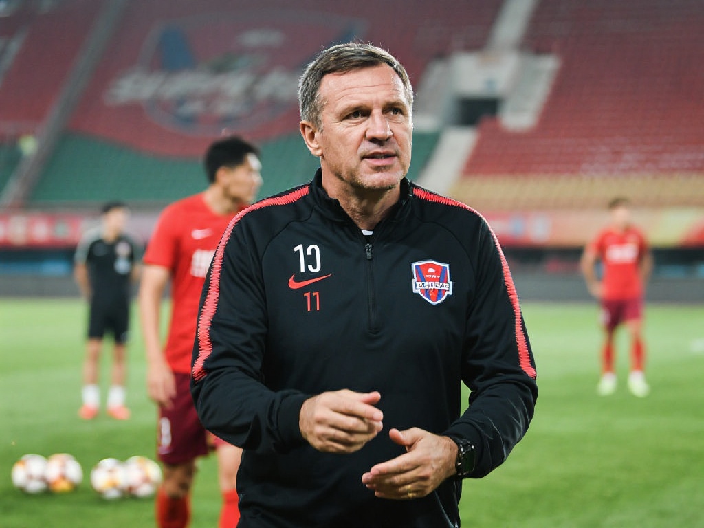 令人瞩目 令人瞩目